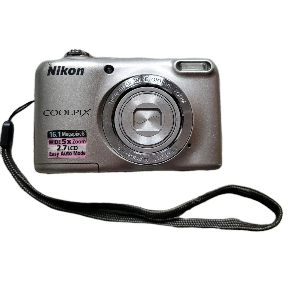 Nikon Coolpix L26 16.1MP Digital Camera - Silver - FOR PARTS/REPAIR - Lens Error